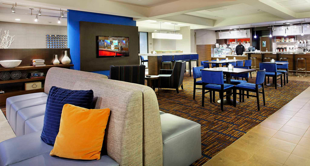 Courtyard Mobile Hotell Eksteriør bilde